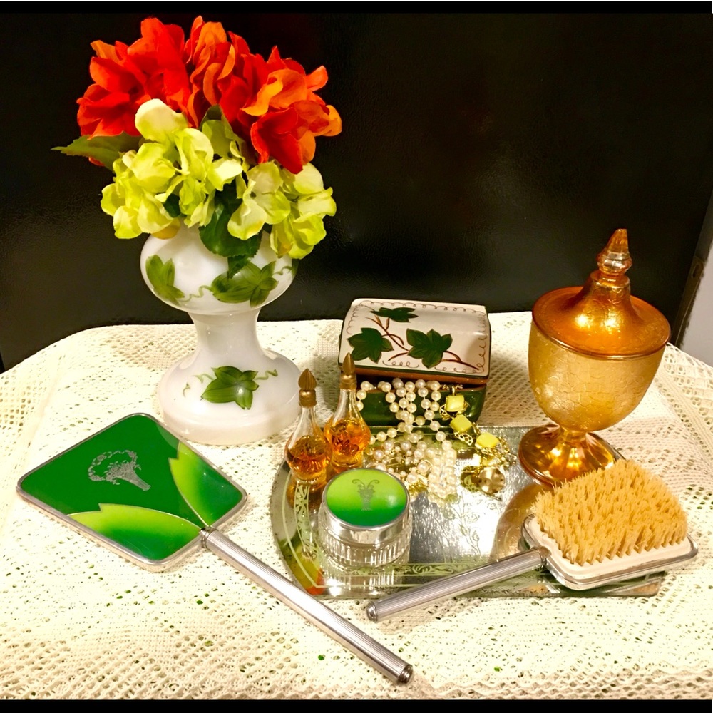 Antique Vanity Set